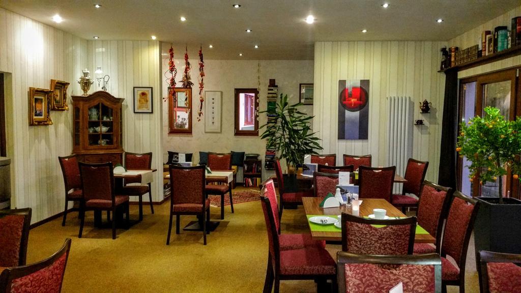 Hinter Den Spiegeln Hotel Хаймбах Екстериор снимка