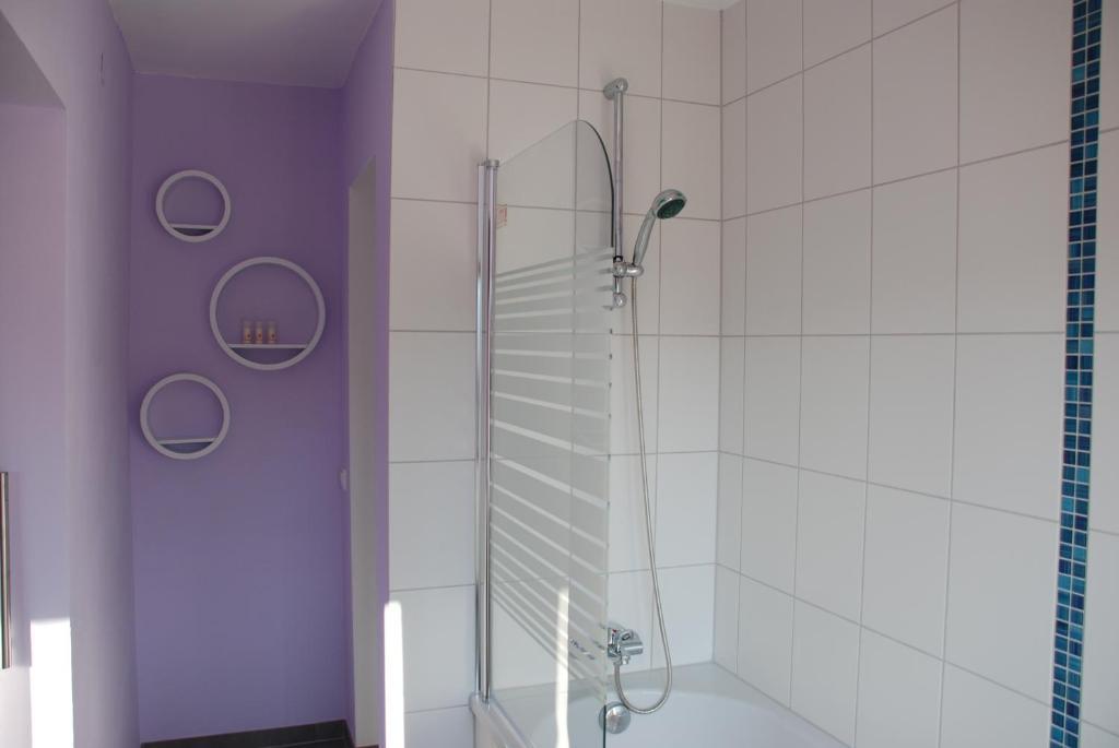 Hinter Den Spiegeln Hotel Хаймбах Стая снимка